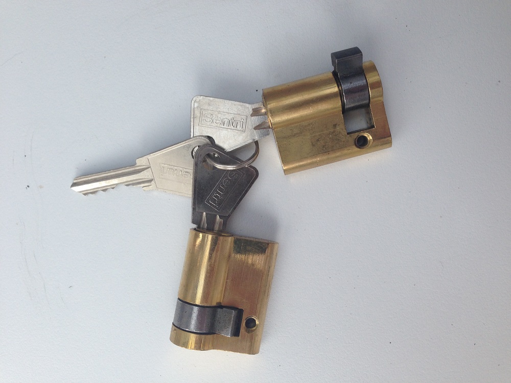 Sentribox Keyed Alike Cylinder Locks (x2) Incl 3 Keys sentribox.co.uk